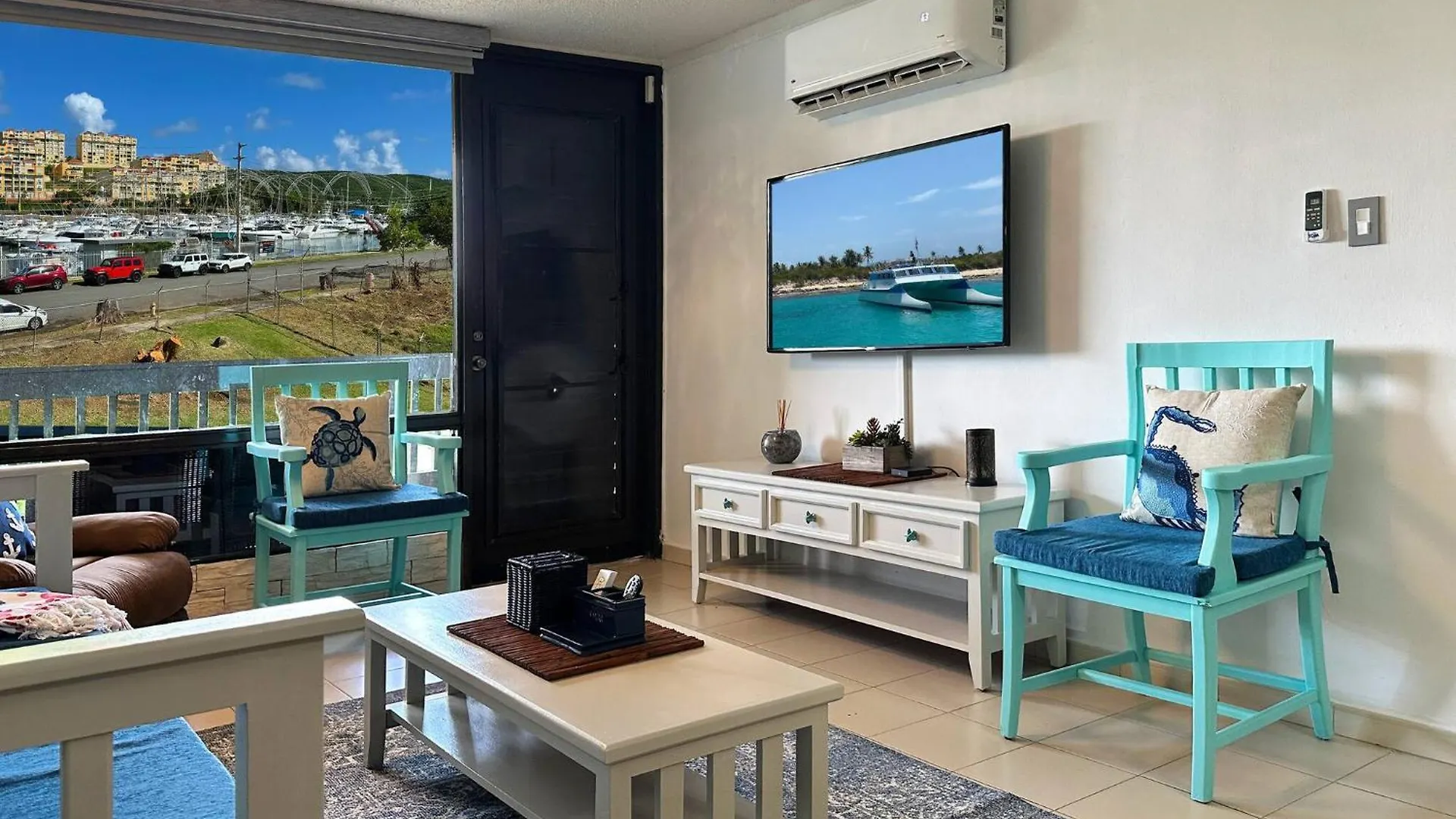 Marina View Condo 2 Bed - 2 Bath Sleeps 7 法哈多
